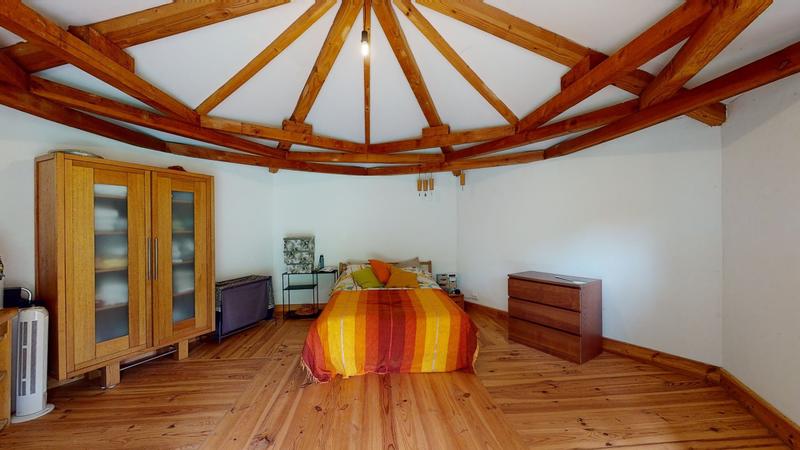 Propriété - 450 m² - 18 pièces