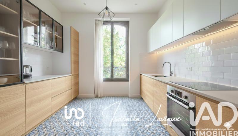 Maison - 165 m² - 11 pièces