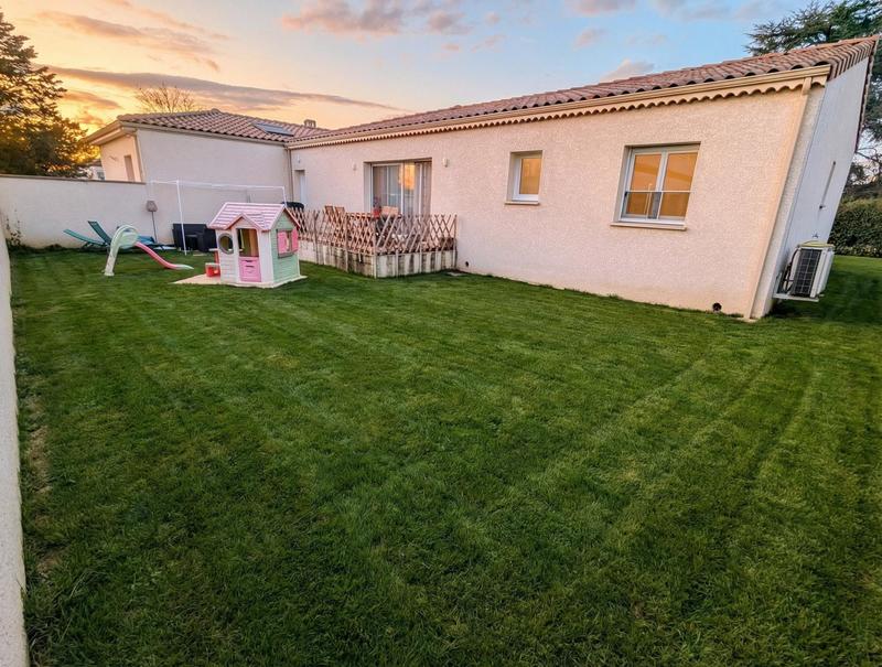 Maison - 98 m² - 4 pièces