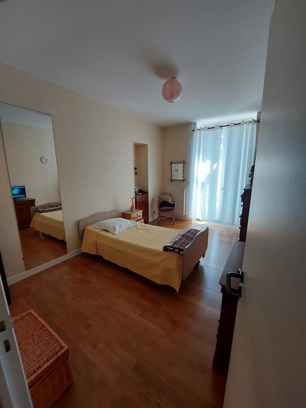 Appartement - 93 m² - 4 pièces