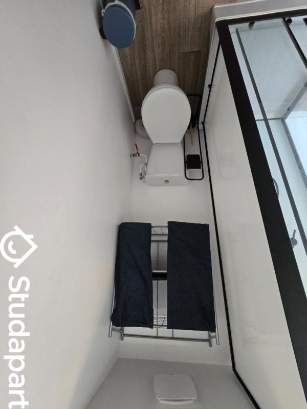 Chambre - 14 m² - 1 pièce