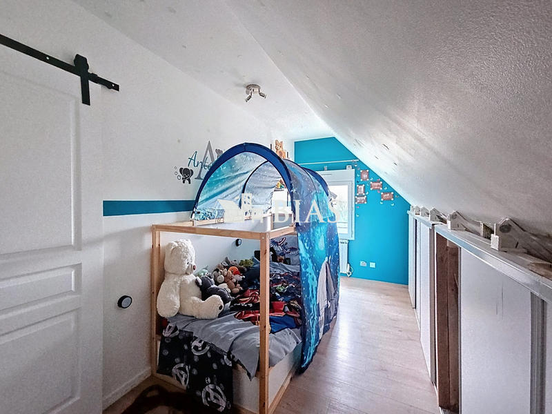 Maison - 102 m² - 5 pièces