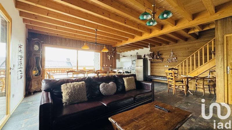 Maison - 209 m² - 7 pièces