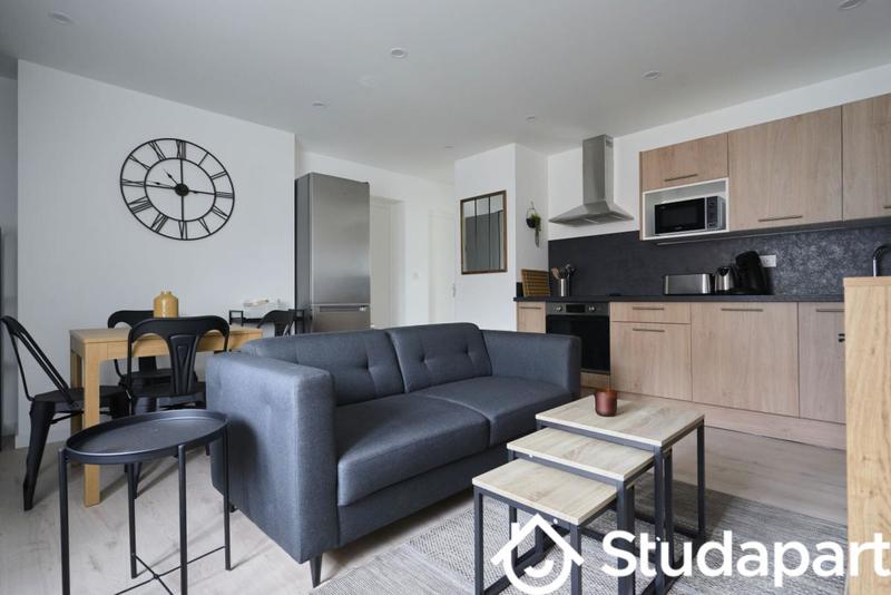 Chambre - 9 m² - 1 pièce