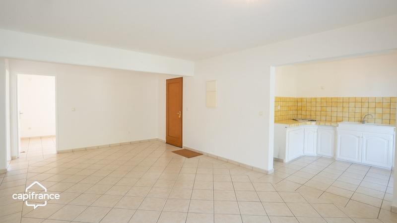 Appartement - 82 m² - 4 pièces
