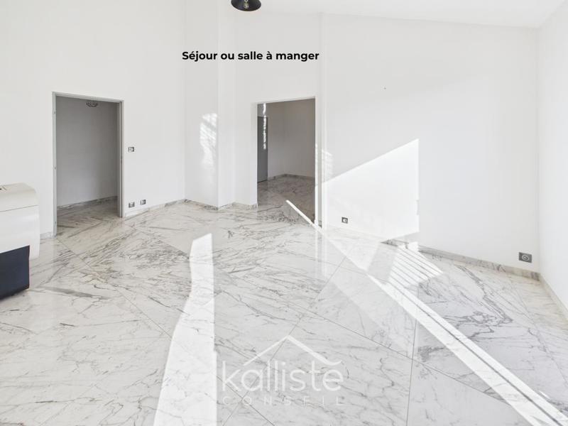 Appartement - 89 m² - 5 pièces