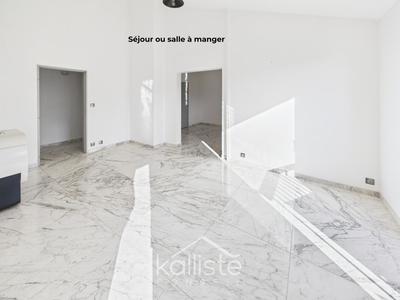 Appartement - 89 m² - 5 pièces