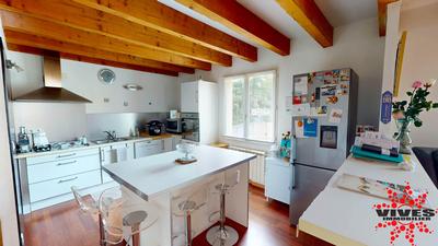 Maison - 140 m² - 5 pièces