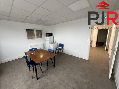 Local d'activités - 445 m²