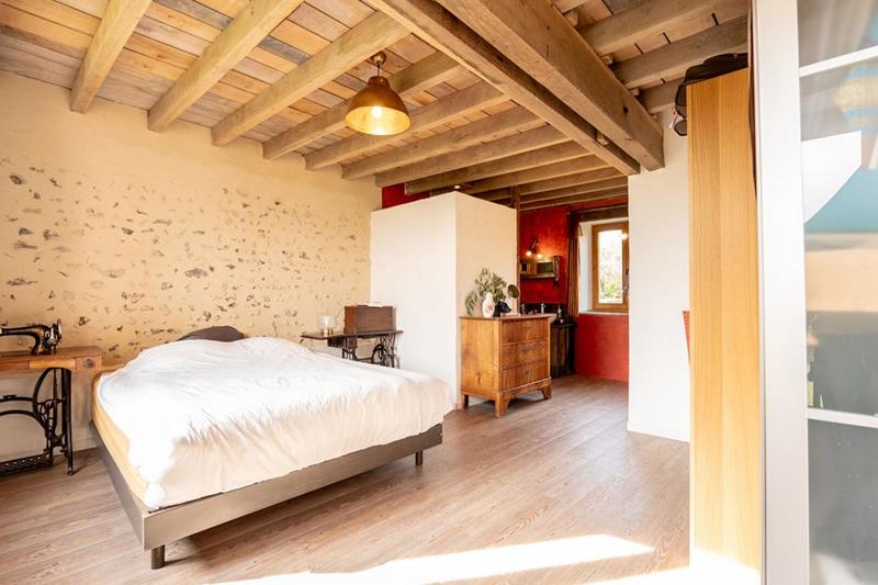 Maison - 215 m² - 6 pièces