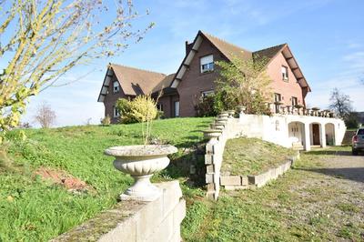 Pavillon - 200 m² - 10 pièces