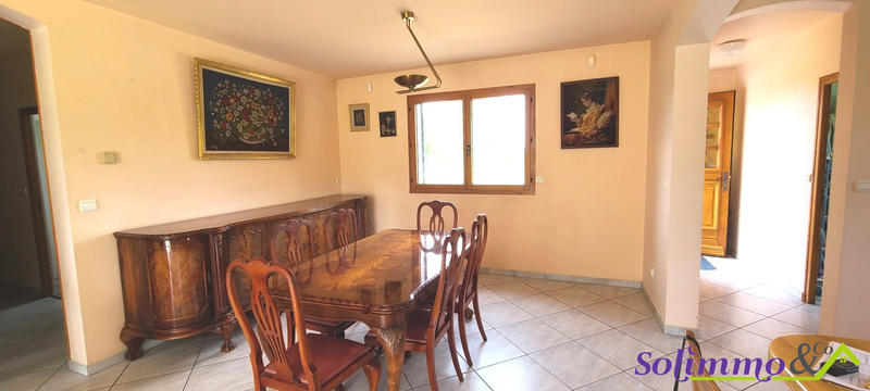 Villa - 212 m² - 5 pièces