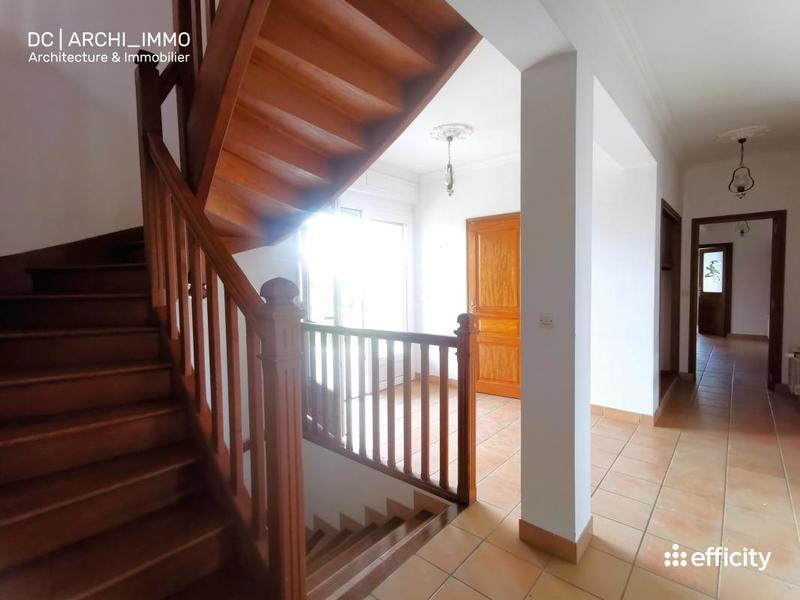 Maison - 500 m² - 16 pièces