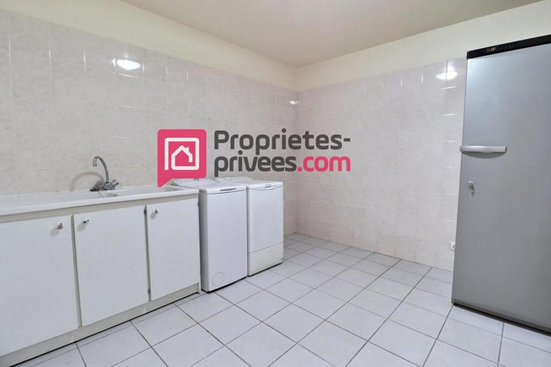 Maison - 260 m² - 7 pièces