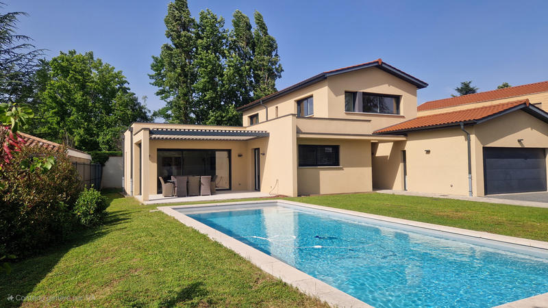 Villa - 189 m² - 7 pièces