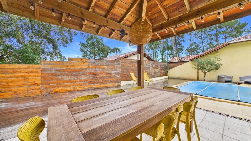 Maison - 90 m² - 5 pièces