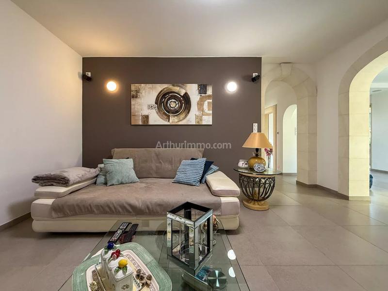 Appartement - 166 m² - 6 pièces