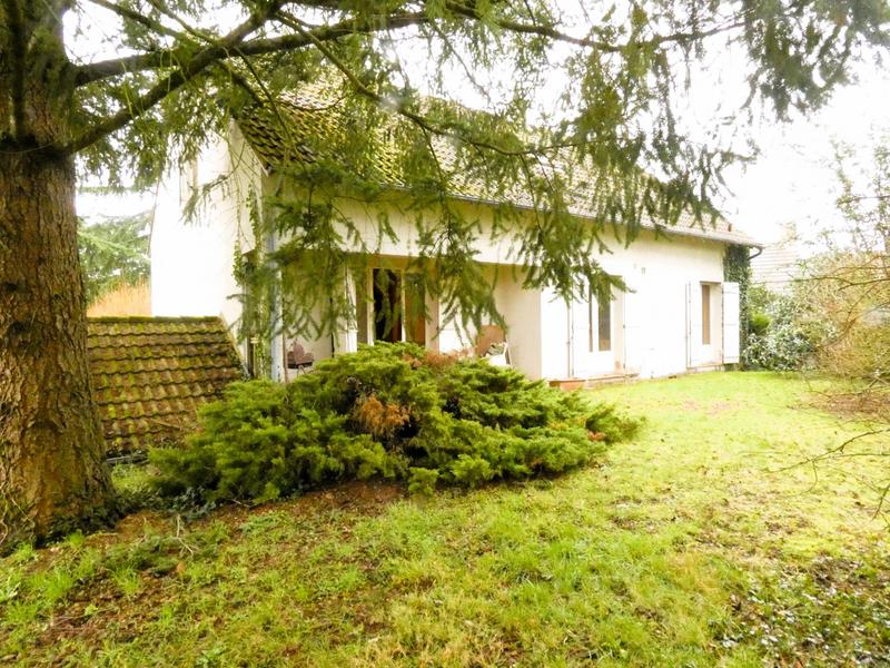 Maison traditionnelle - 176 m² - 7 pièces