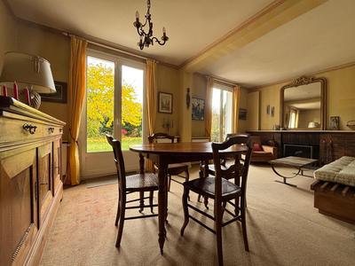 Maison - 173 m² - 7 pièces