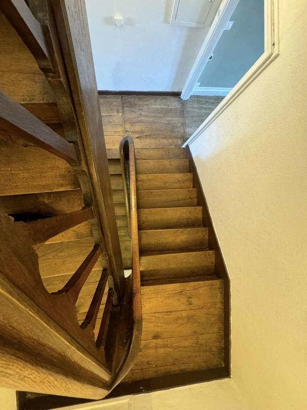 Maison - 200 m² - 8 pièces