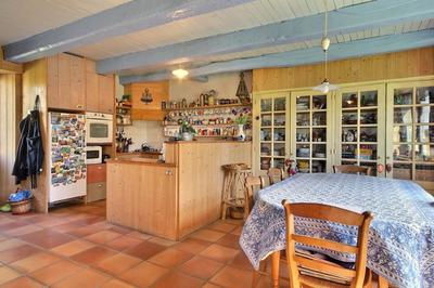 Maison - 275 m² - 7 pièces