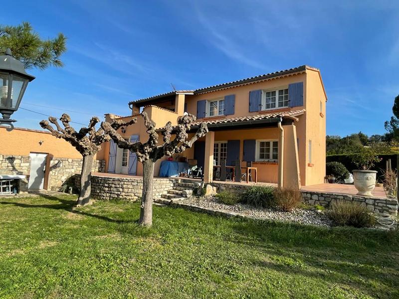 Villa - 120 m² - 5 pièces