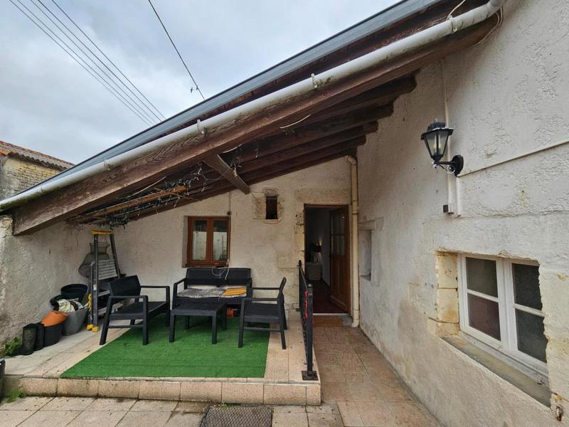 Maison - 202 m² - 6 pièces