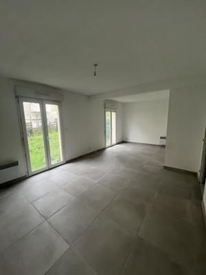 Maison - 97 m² - 5 pièces