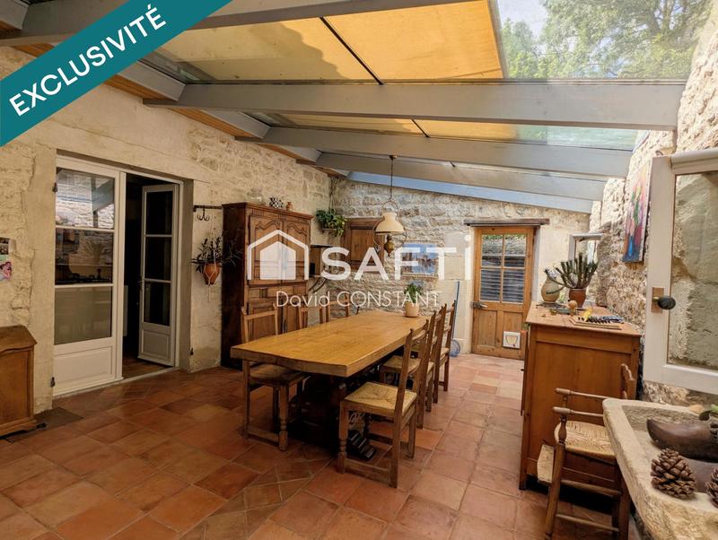 Maison - 280 m² - 9 pièces