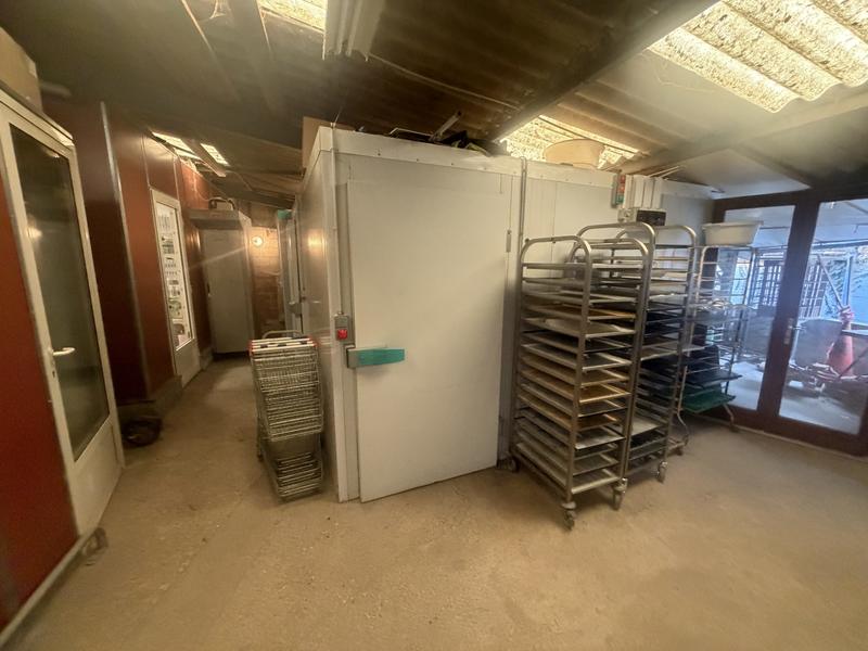 Fonds de commerce - 450 m²