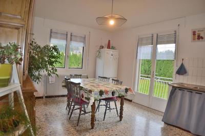 Maison - 317 m² - 14 pièces