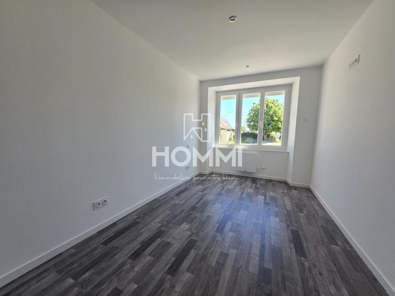 Maison - 96 m² - 5 pièces