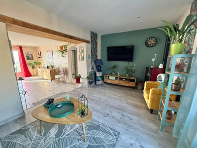 Maison - 90 m² - 3 pièces