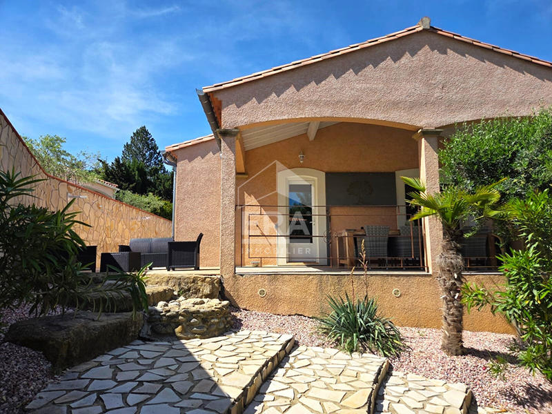 Maison - 194 m² - 6 pièces