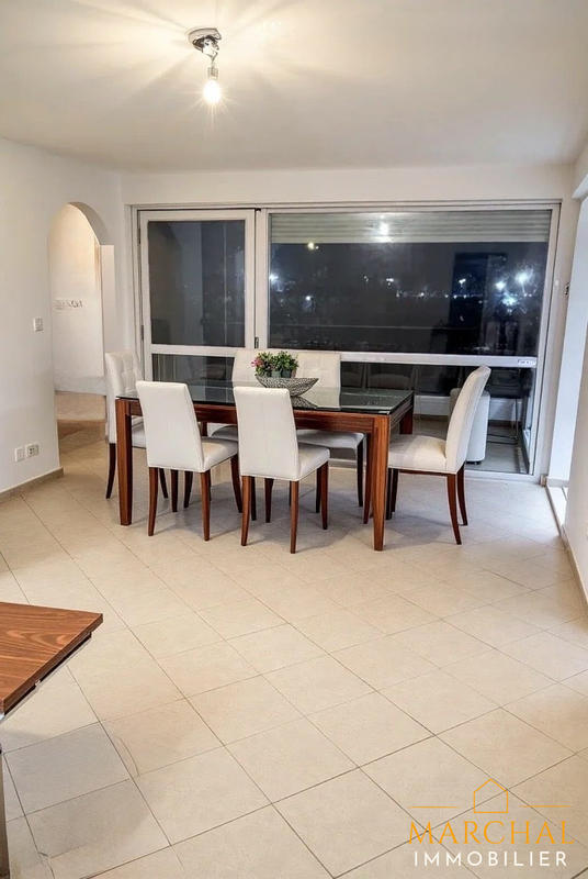 Appartement - 76 m² - 4 pièces