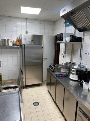 Local commercial - 99 m²