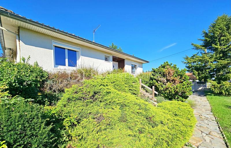 Maison traditionnelle - 84 m² - 5 pièces