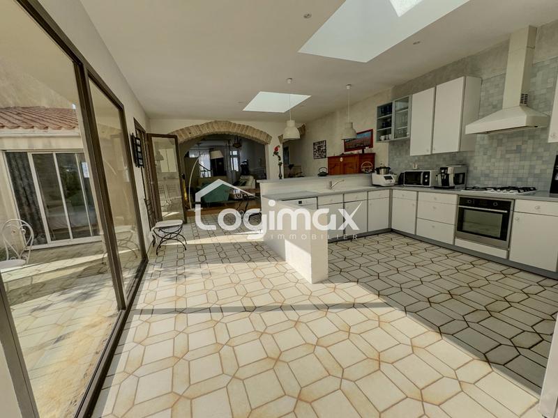 Maison - 190 m² - 7 pièces