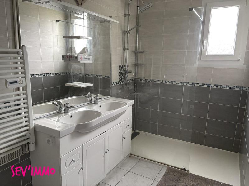 Maison - 114 m² - 5 pièces