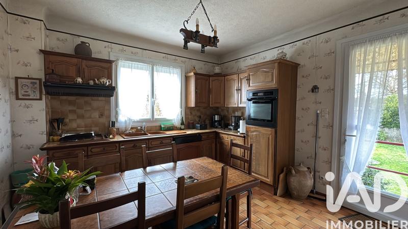 Maison - 180 m² - 5 pièces