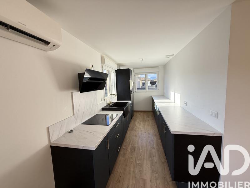 Maison - 93 m² - 5 pièces