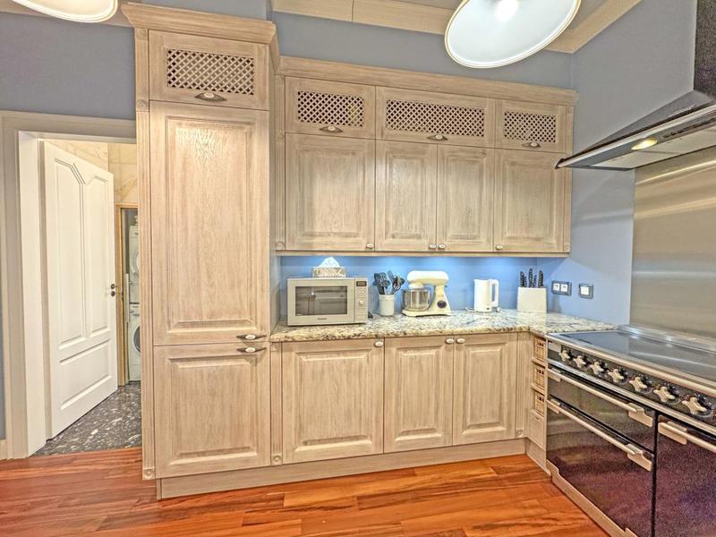 Appartement - 100 m² - 4 pièces