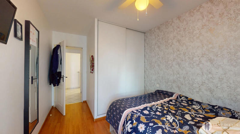 Appartement - 84 m² - 4 pièces