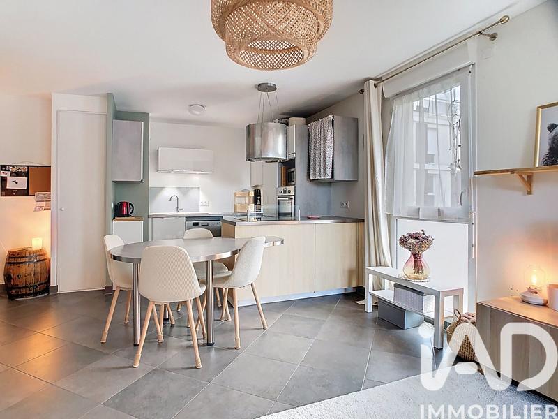 Appartement - 84 m² - 4 pièces