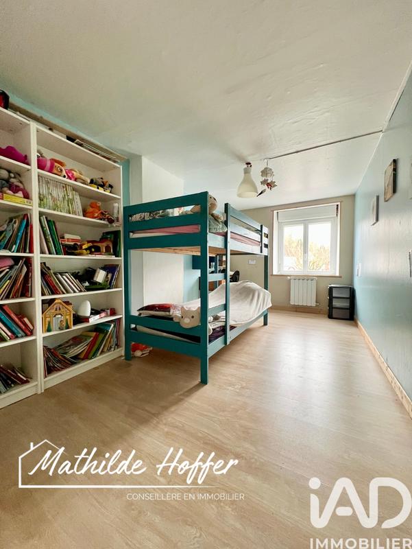 Maison - 230 m² - 8 pièces