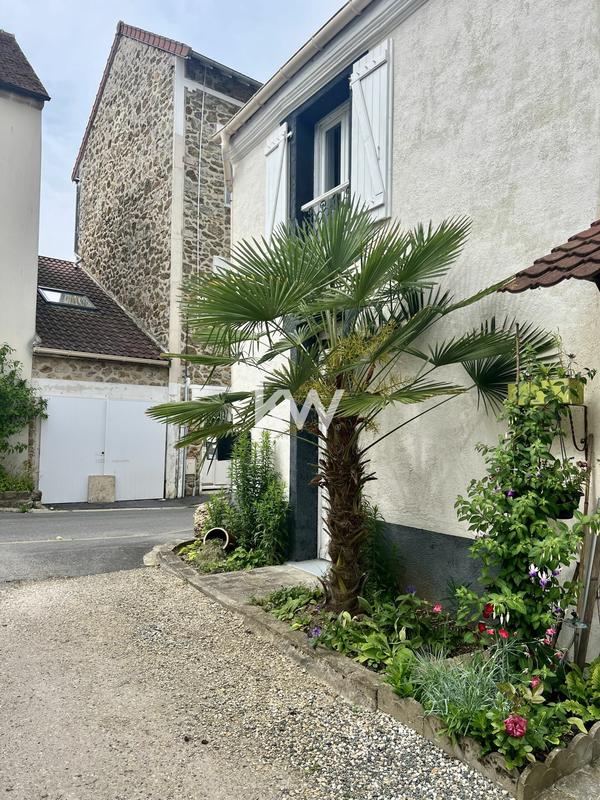 Maison de ville - 70 m² - 4 pièces