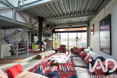 Maison - 215 m² - 7 pièces