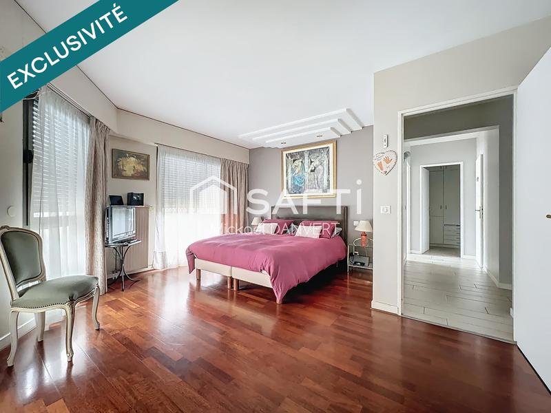 Appartement - 145 m² - 6 pièces