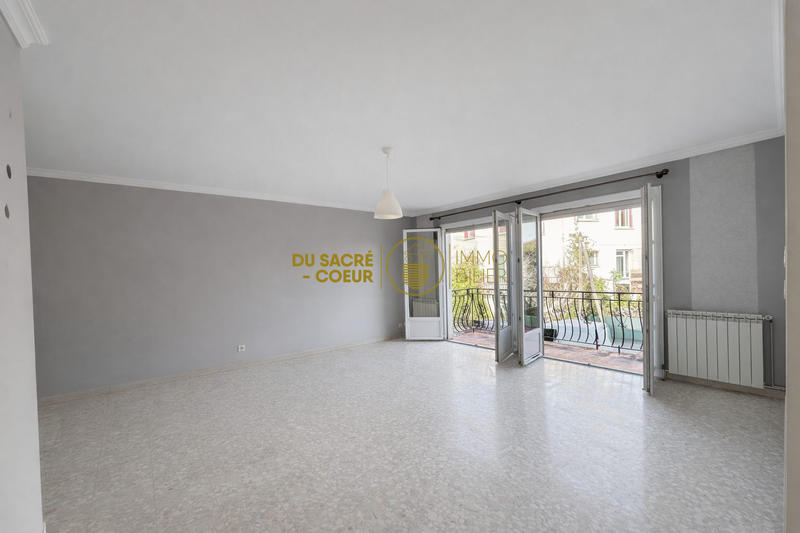 Appartement - 80 m² - 3 pièces