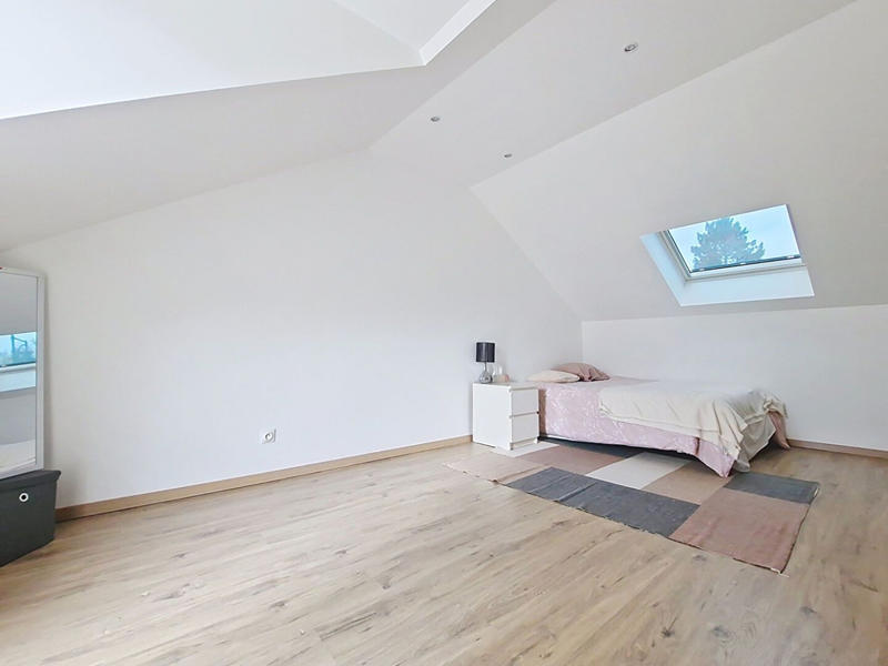 Maison - 145 m² - 7 pièces